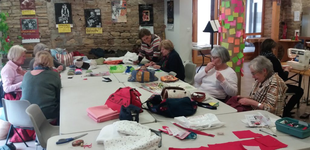 Atelier couture tricot patchwork Maison du Terroir Genouilly 71